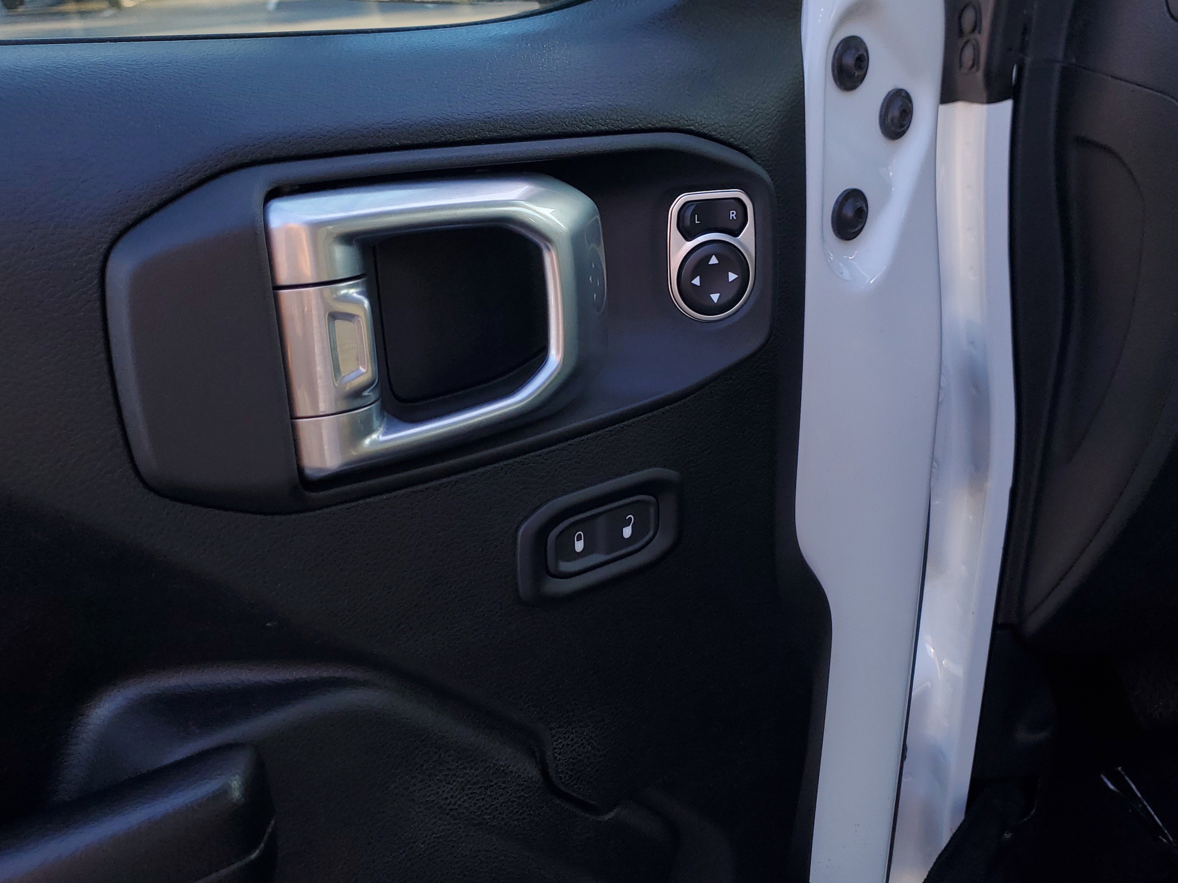 Used 2020 Jeep Gladiator Sport w/ Quick Order Package 24S image 19