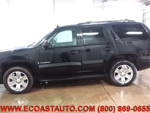 Used 2007 GMC Yukon SLT w/ SLT Preferred Equipment Group AWD/4WD image 5