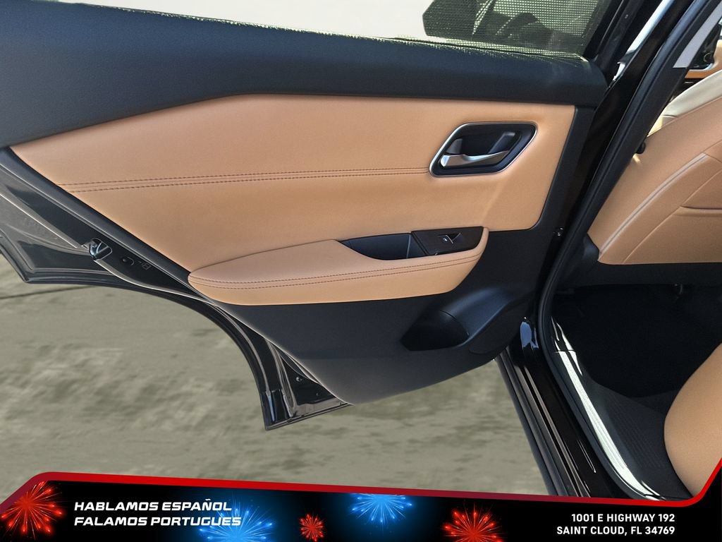 Used 2023 Nissan Rogue Platinum FWD image 26