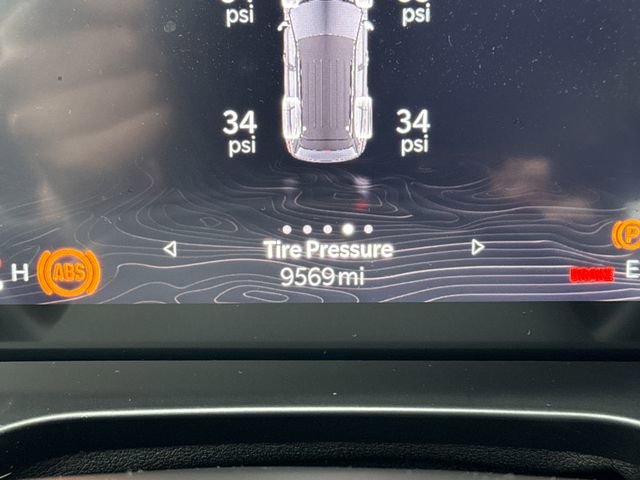 Used 2025 Jeep Grand Cherokee Laredo image 22