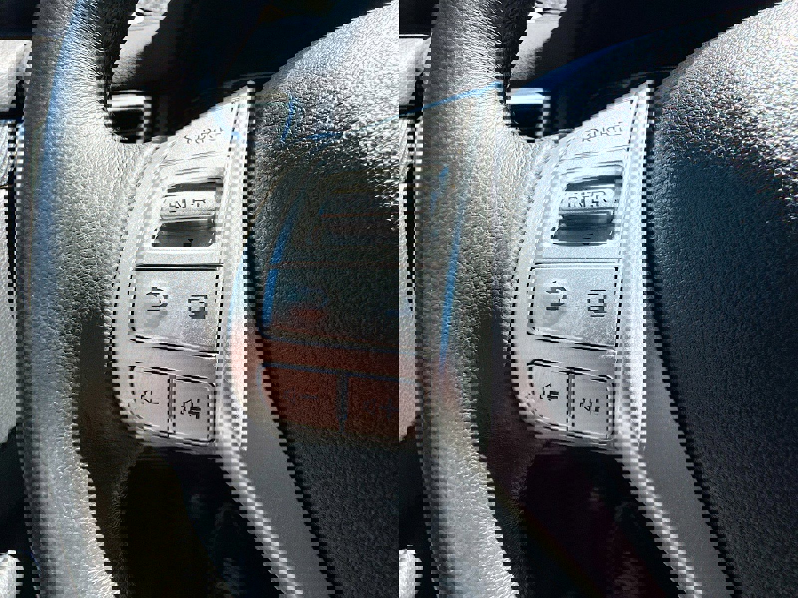 Used 2016 Nissan Rogue SL w/ SL Premium Package AWD/4WD image 11