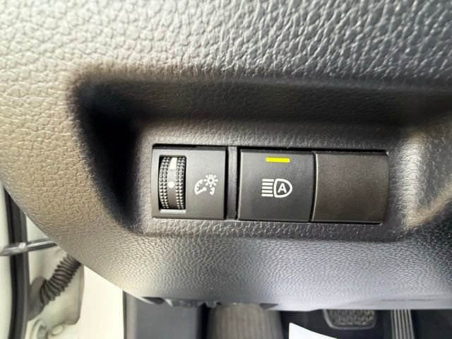 Used 2020 Toyota RAV4 LE image 14