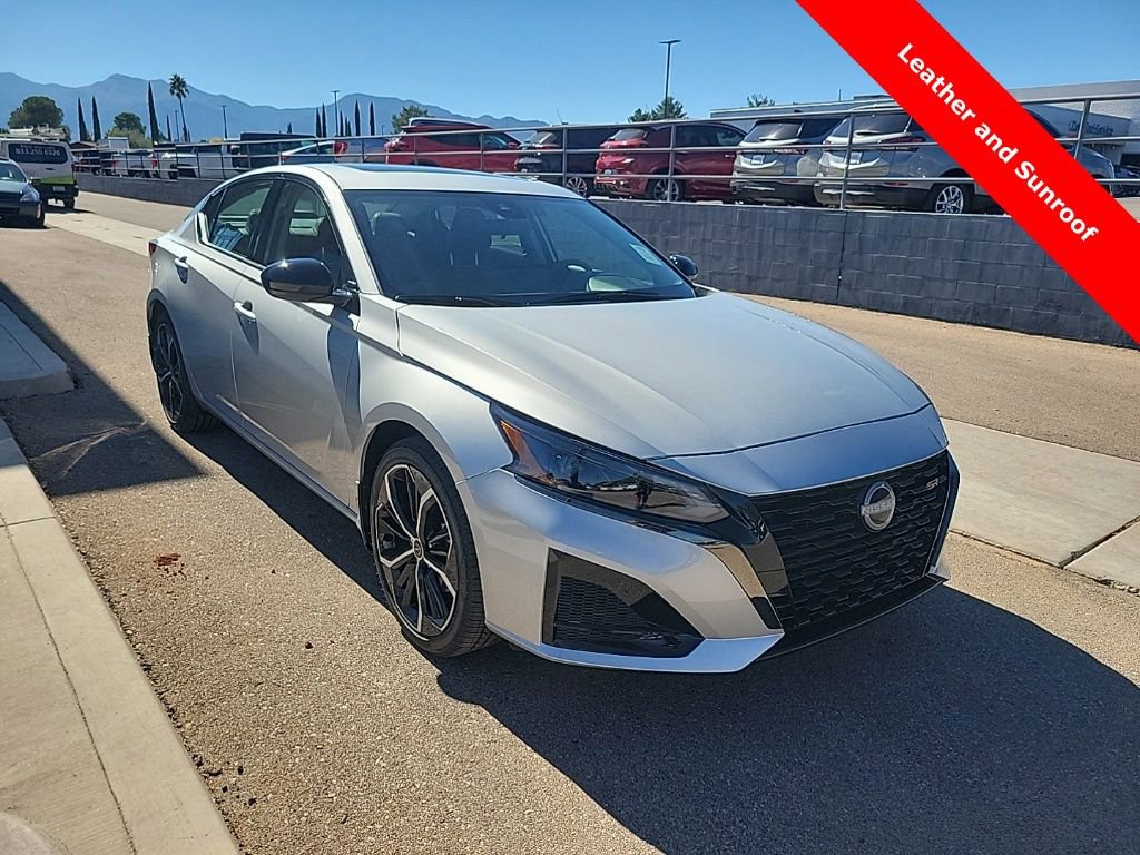 New 2025 Nissan Altima 2.5 SR w/ SR Premium Package image 9
