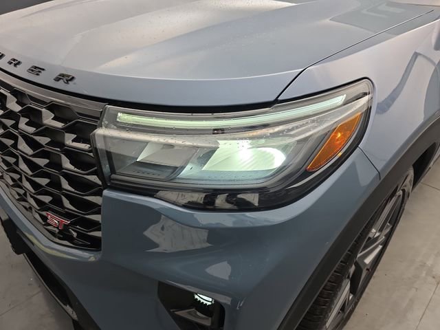 Used 2025 Ford Explorer ST w/ Sun And Sound Package image 14