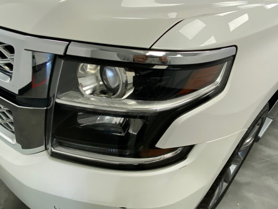 Used 2019 Chevrolet Tahoe LT w/ LT Signature Package AWD/4WD image 11