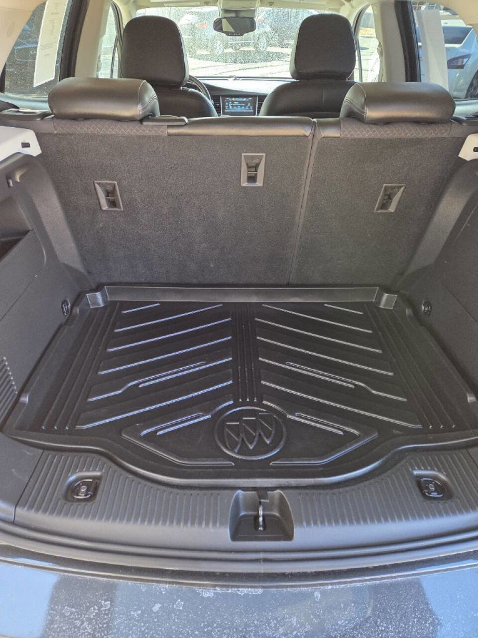 Used 2018 Buick Encore Preferred image 5