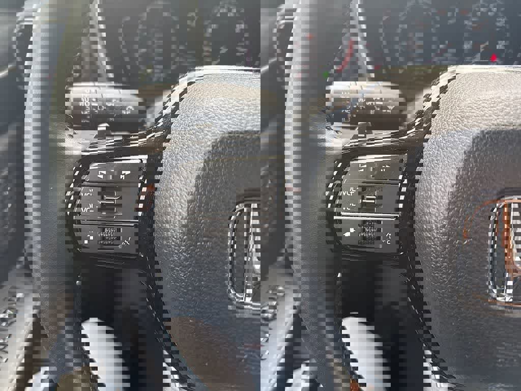 Used 2023 Honda Pilot Touring image 14