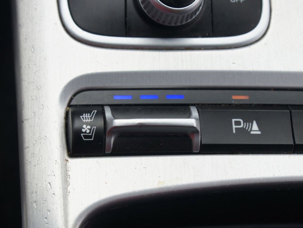 Used 2019 Kia Stinger GT2 RWD image 8