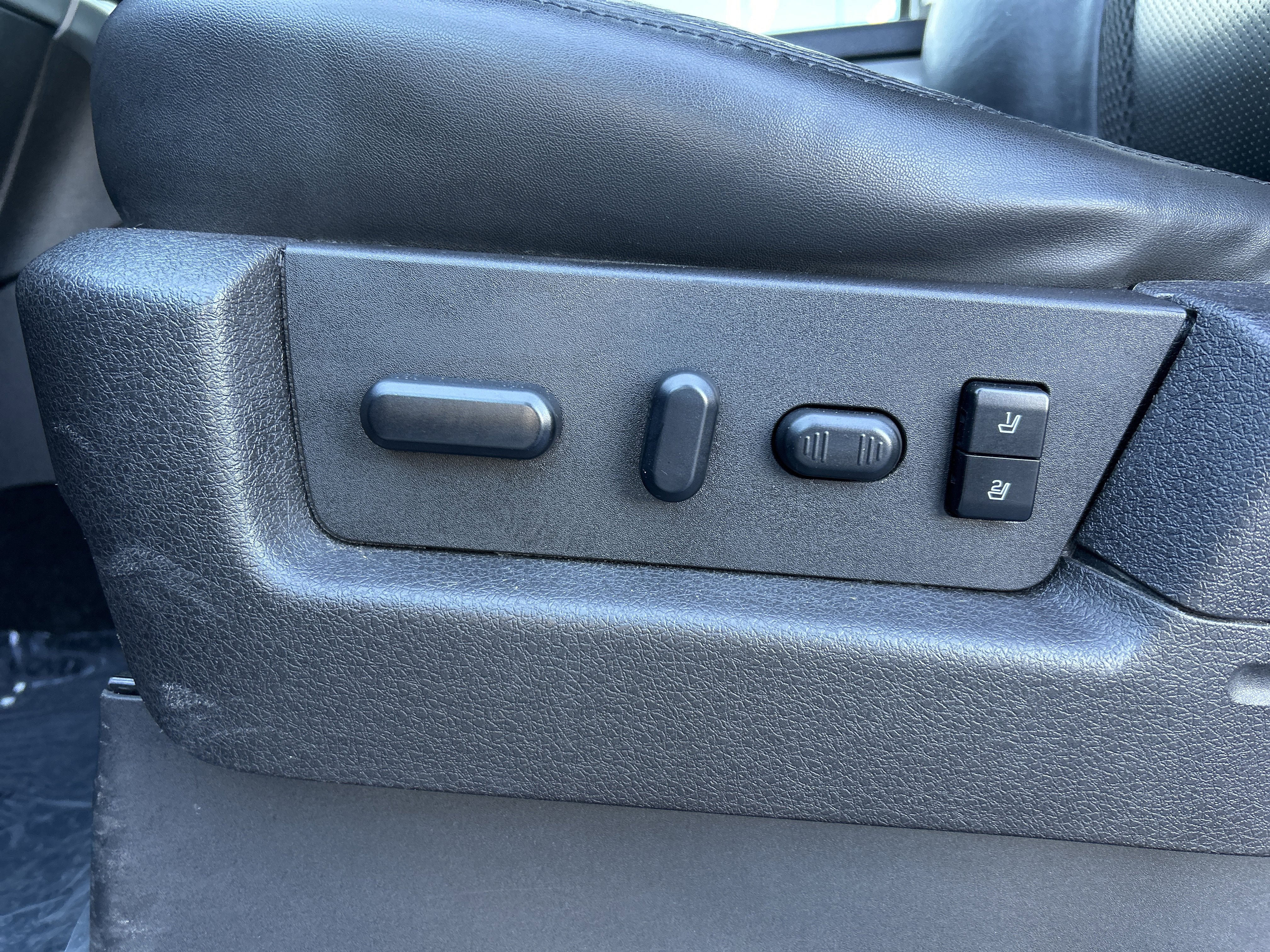 Used 2014 Ford F150 Raptor w/ Equipment Group 801A Luxury image 13