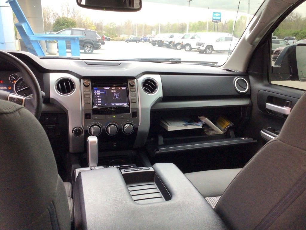 Used 2017 Toyota Tundra SR5 w/ TRD Off Road Package image 16