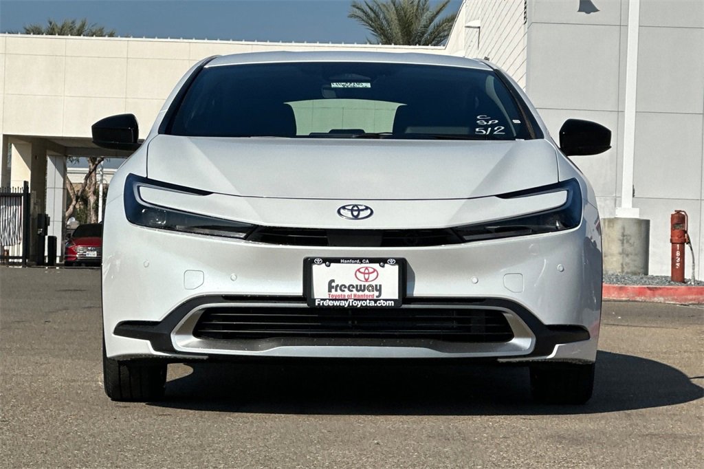 New 2026 Toyota Prius Plug-In Hybrid image 9