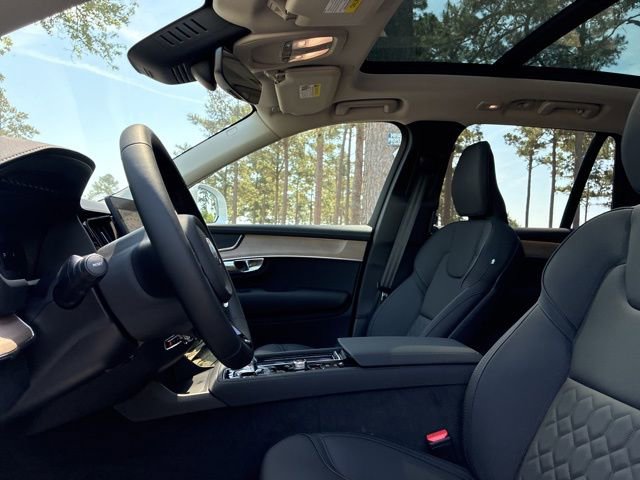 New 2026 Volvo XC90 B5 Core AWD/4WD image 22