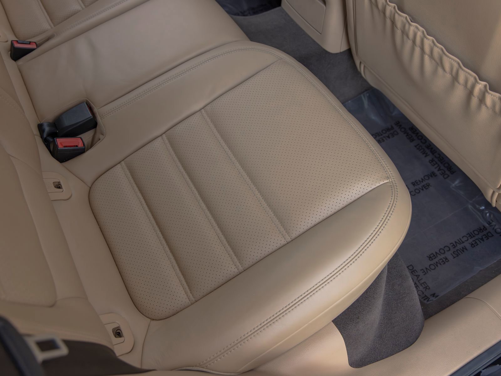 Used 2016 Porsche Macan Turbo image 51