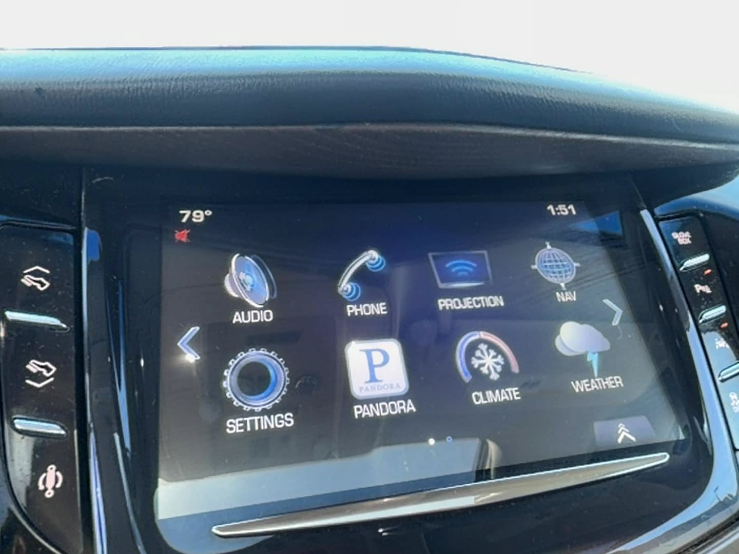 Used 2016 Cadillac Escalade Luxury AWD/4WD image 30