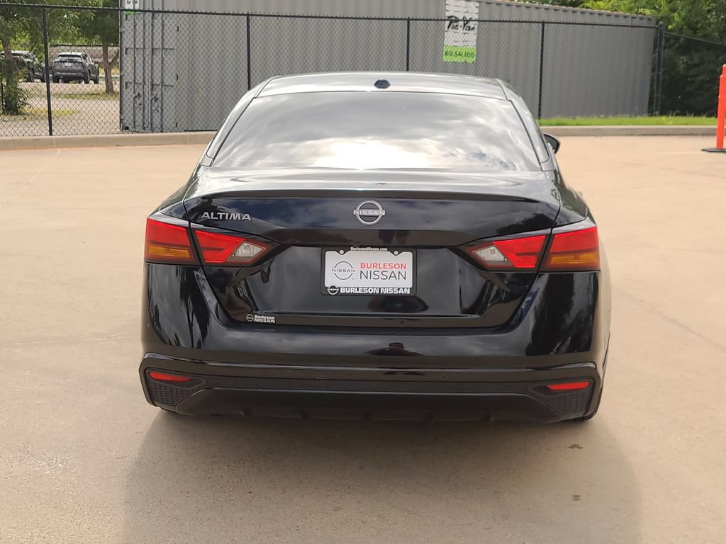Certified 2025 Nissan Altima 2.5 S FWD image 3