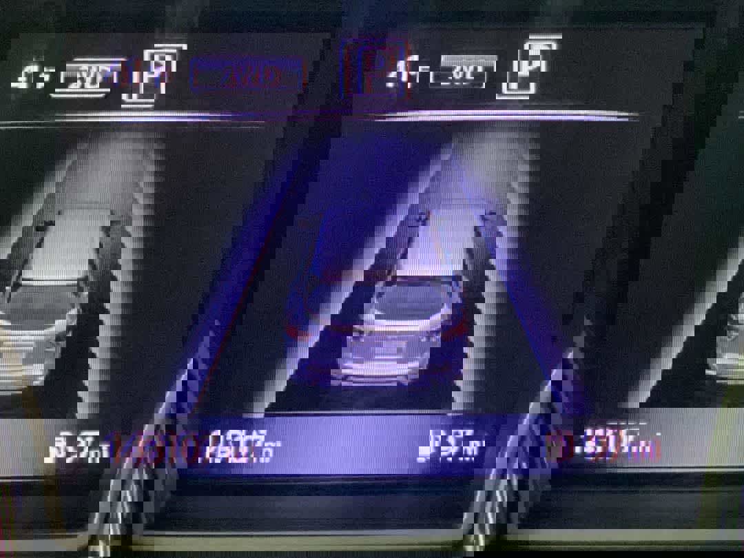 Used 2017 Nissan Pathfinder SV image 18