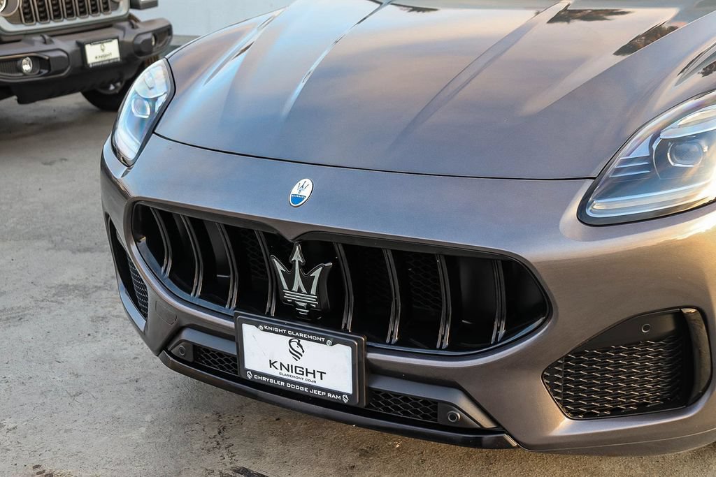 Used 2023 Maserati Grecale Modena AWD/4WD image 6