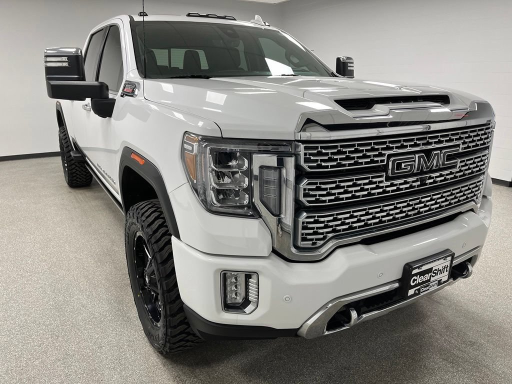 Used 2021 GMC Sierra 3500 Denali w/ Denali Ultimate Package AWD/4WD image 2