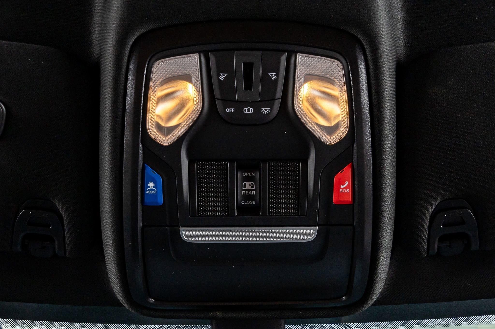 Used 2024 RAM 2500 Big Horn w/ Night Edition AWD/4WD image 28