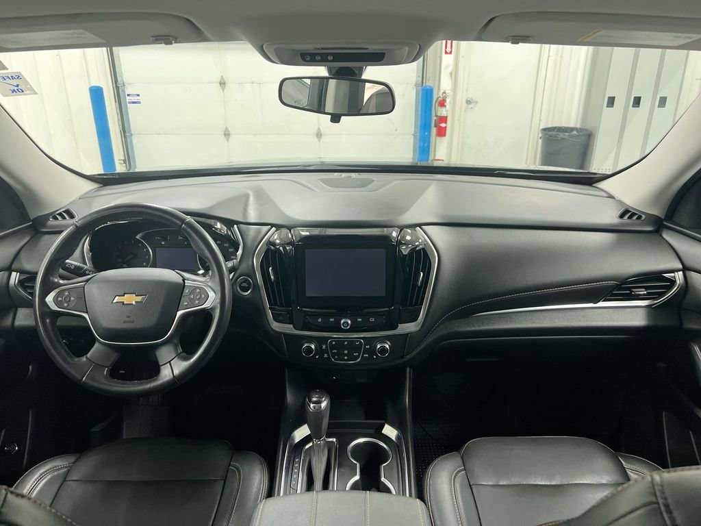 Used 2019 Chevrolet Traverse LT w/ LPO, Floor Liner Package FWD image 10