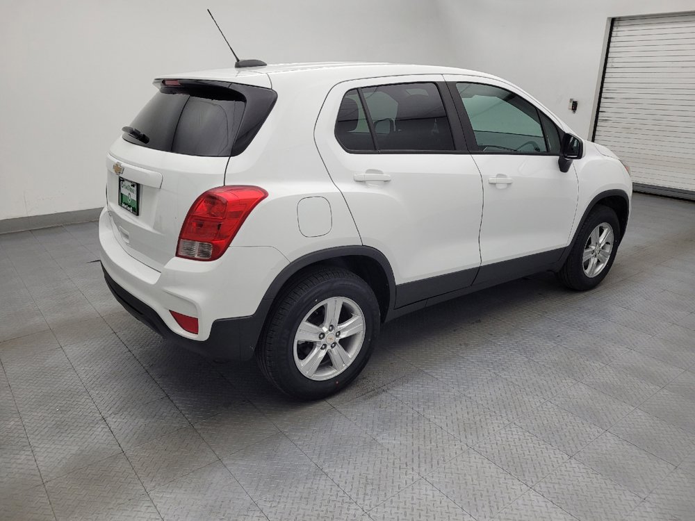 Used 2020 Chevrolet Trax LS w/ Tint and Cruise Package AWD/4WD image 10