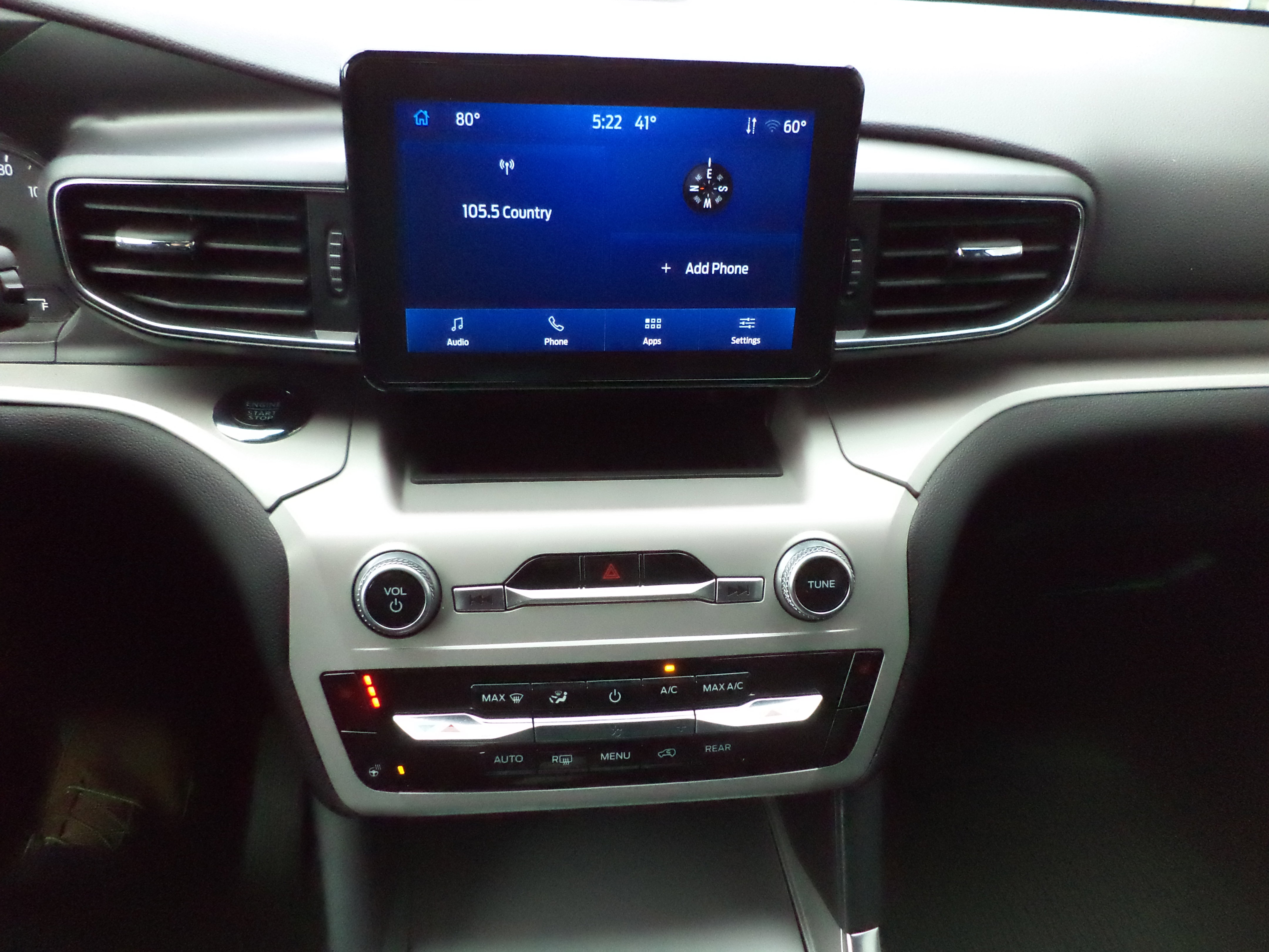 Used 2023 Ford Explorer XLT w/ Equipment Group 202A image 12