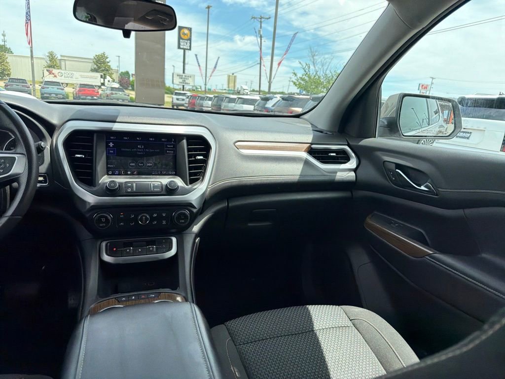 Used 2023 GMC Acadia SLE w/ Driver Convenience Package FWD image 22