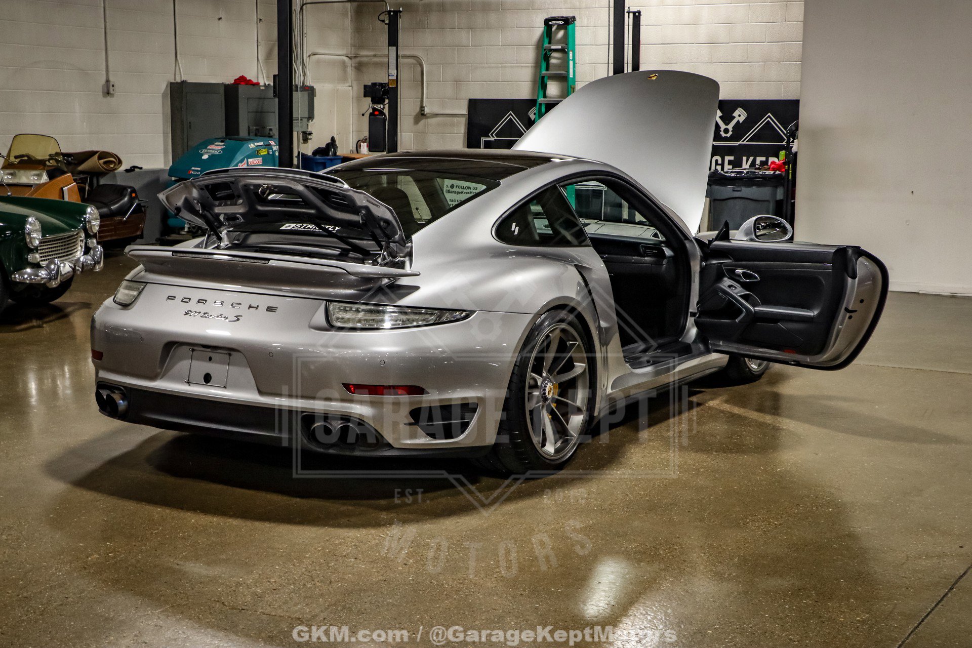 Used 2014 Porsche 911 Turbo S image 85
