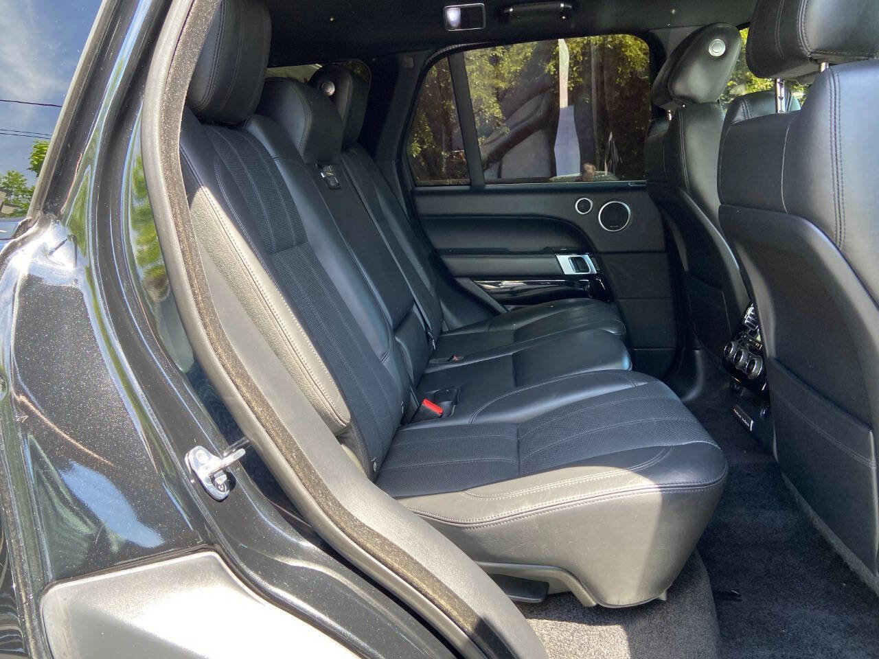 Used 2014 Land Rover Range Rover Supercharged AWD/4WD image 20