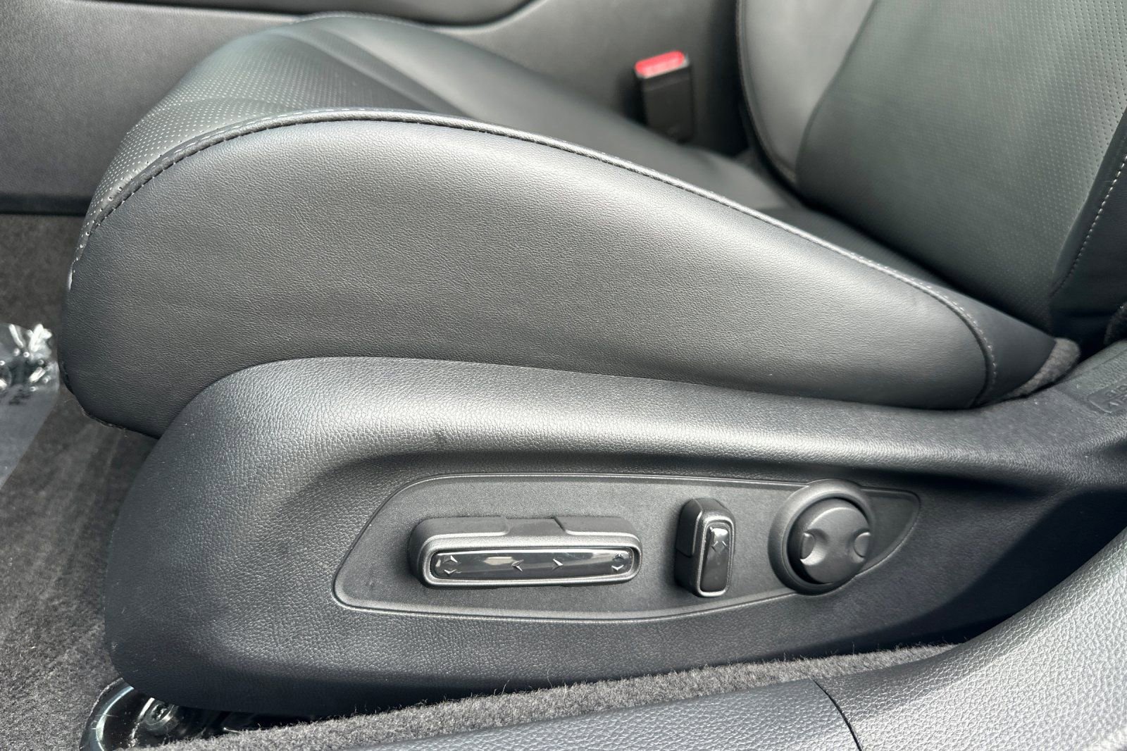 Used 2025 Honda Accord Touring image 13