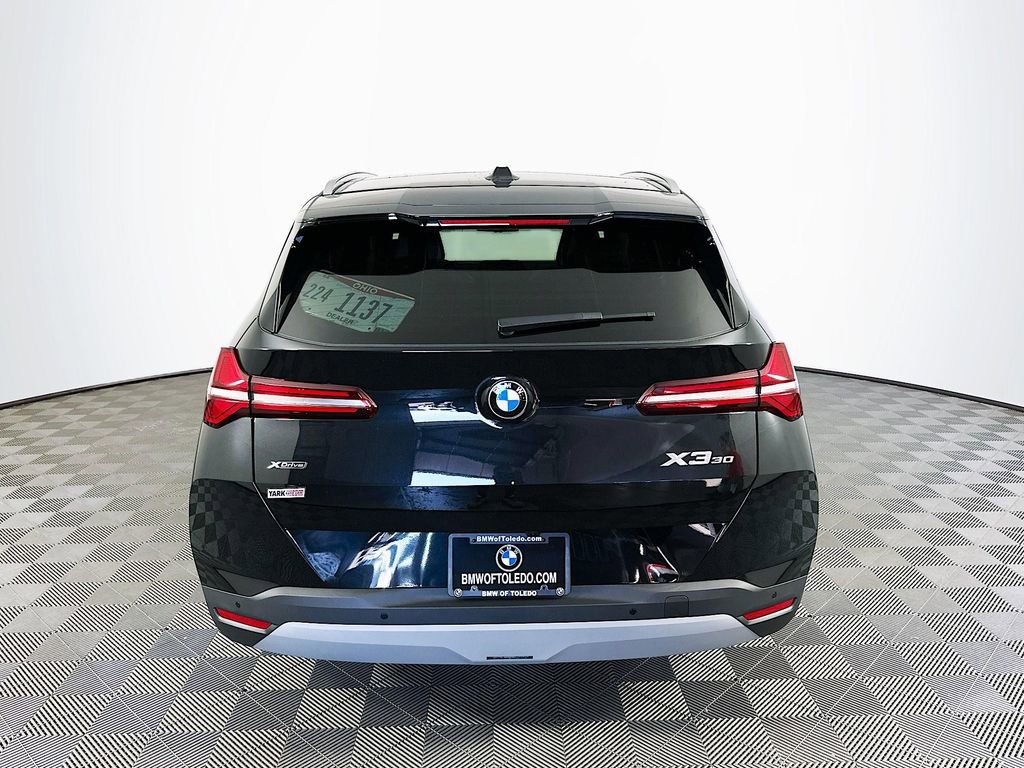 Used 2026 BMW X3 xDrive30 w/ Premium Package image 7