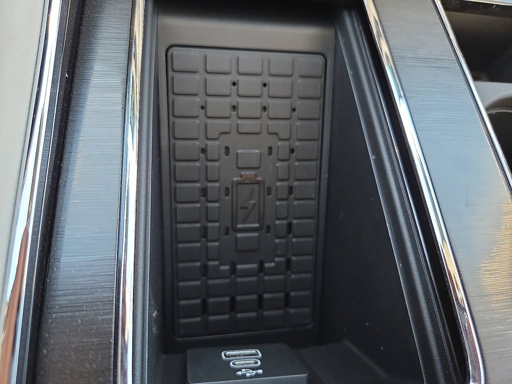 New 2026 Lincoln Aviator Reserve w/ Illumination Package AWD/4WD image 17