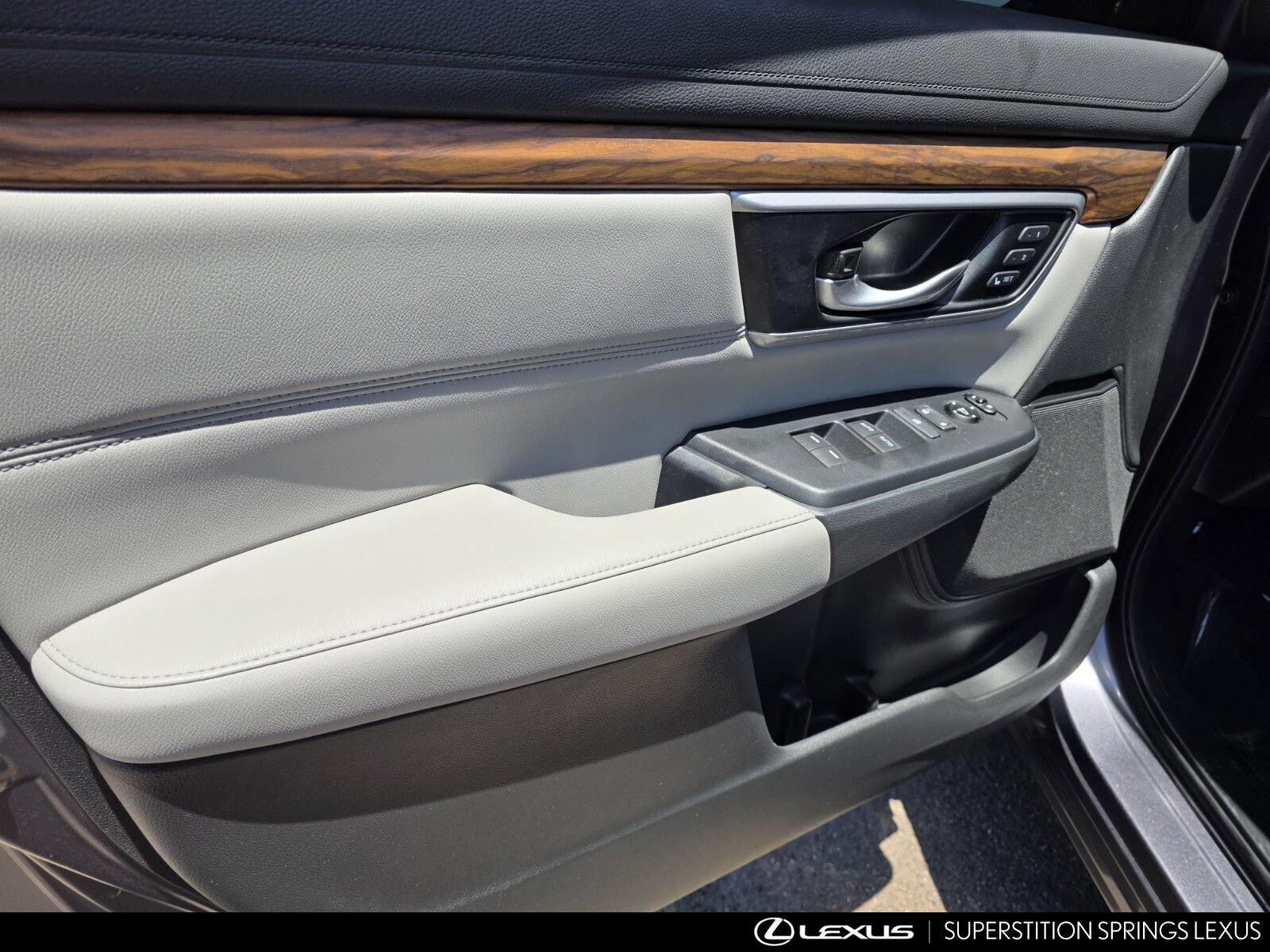 Used 2020 Honda CR-V EX-L image 11