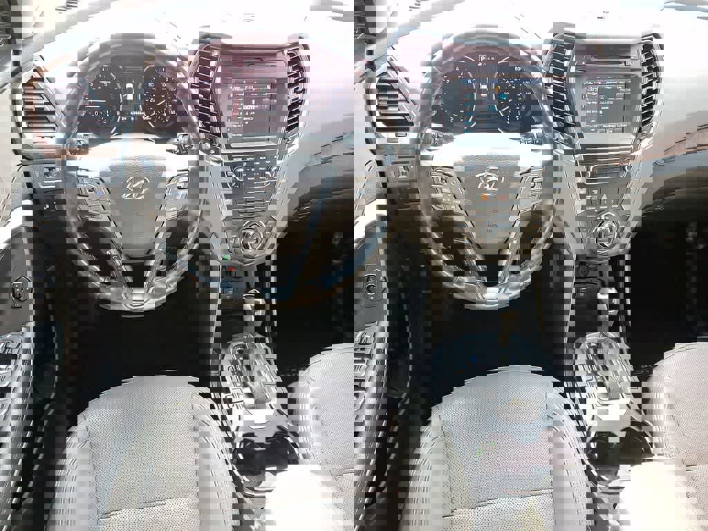 Used 2018 Hyundai Santa Fe Sport image 10