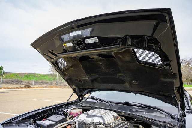 Used 2016 Dodge Challenger SRT Hellcat image 26