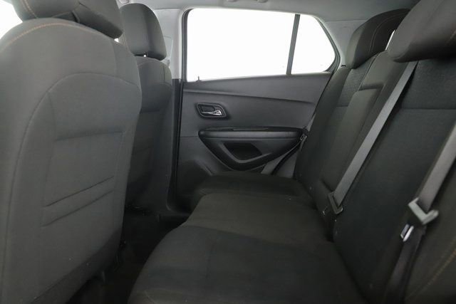 Used 2022 Chevrolet Trax LS w/ Tint and Cruise Package image 25