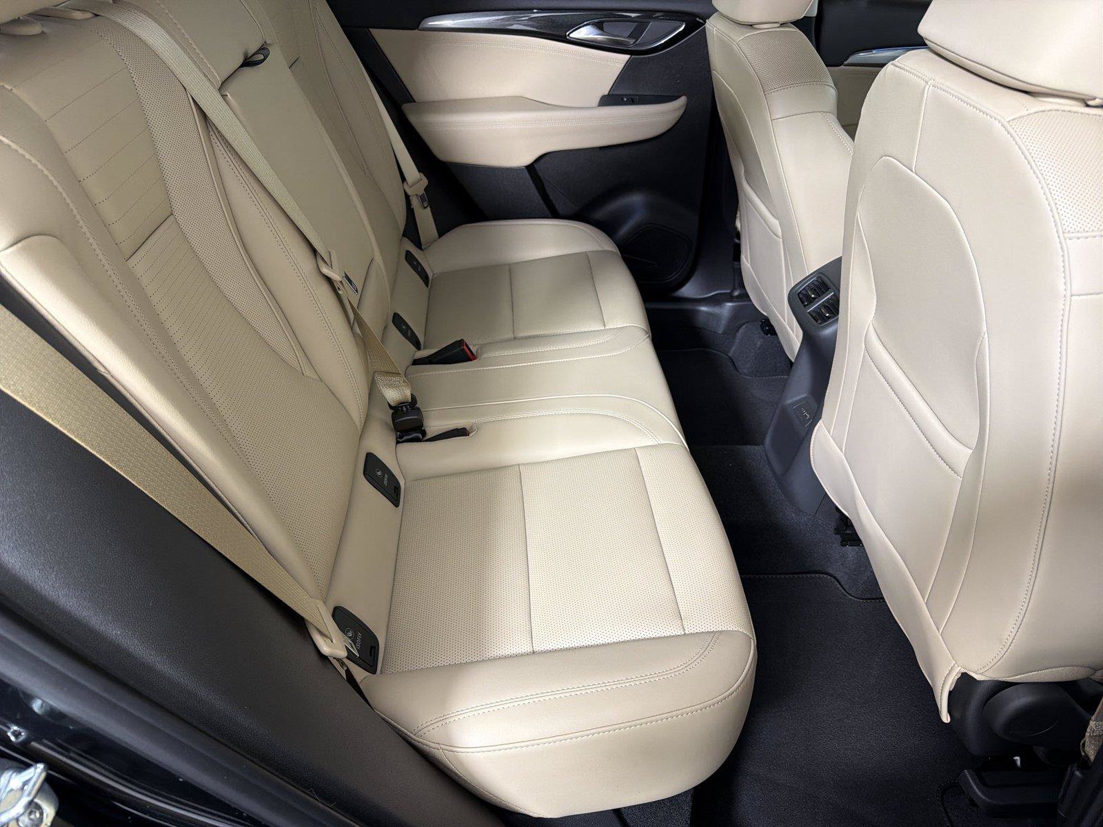 Certified 2024 Buick Envision Preferred AWD/4WD image 13