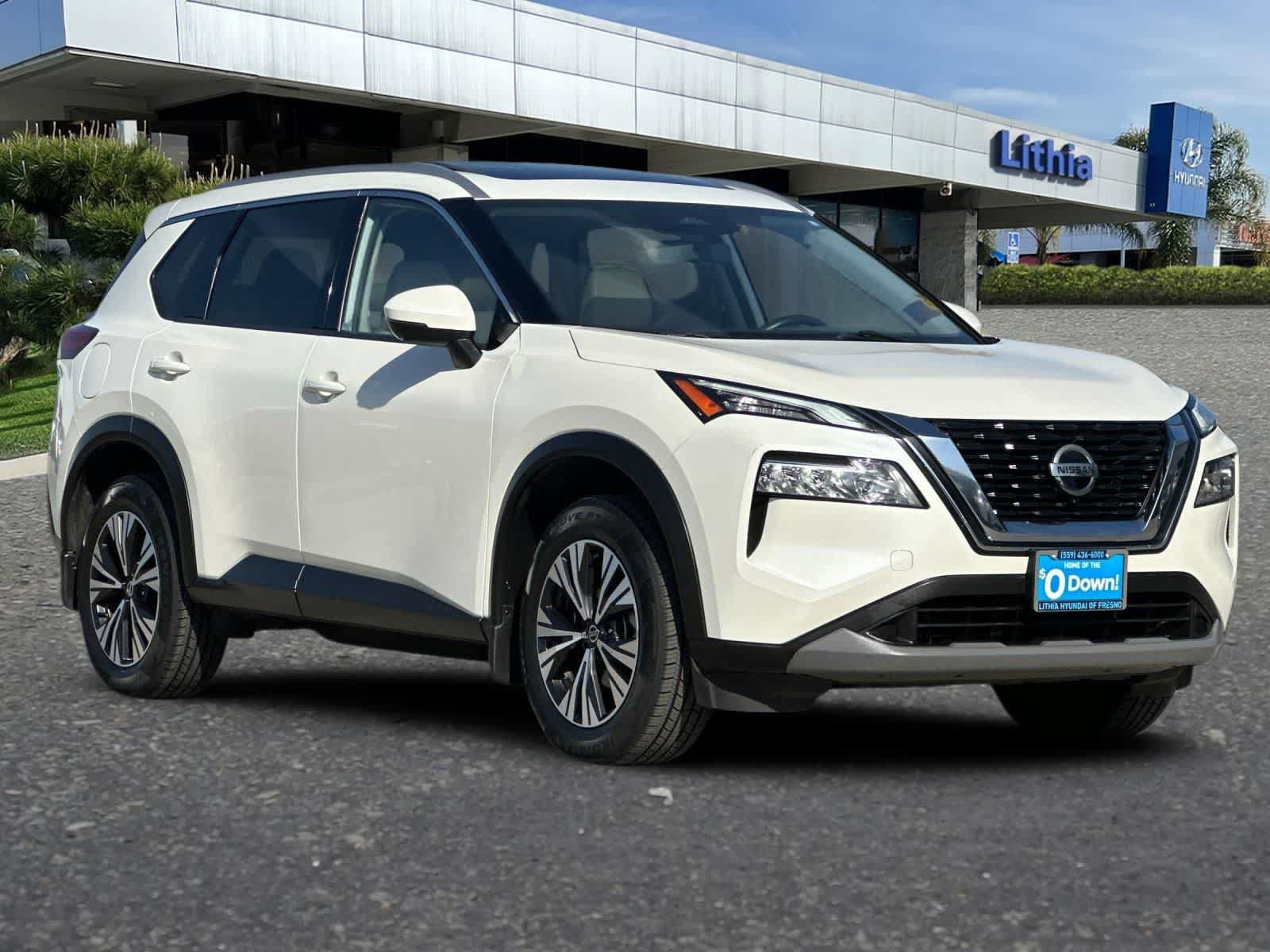 Used 2021 Nissan Rogue SV w/ Premium Package AWD/4WD image 10
