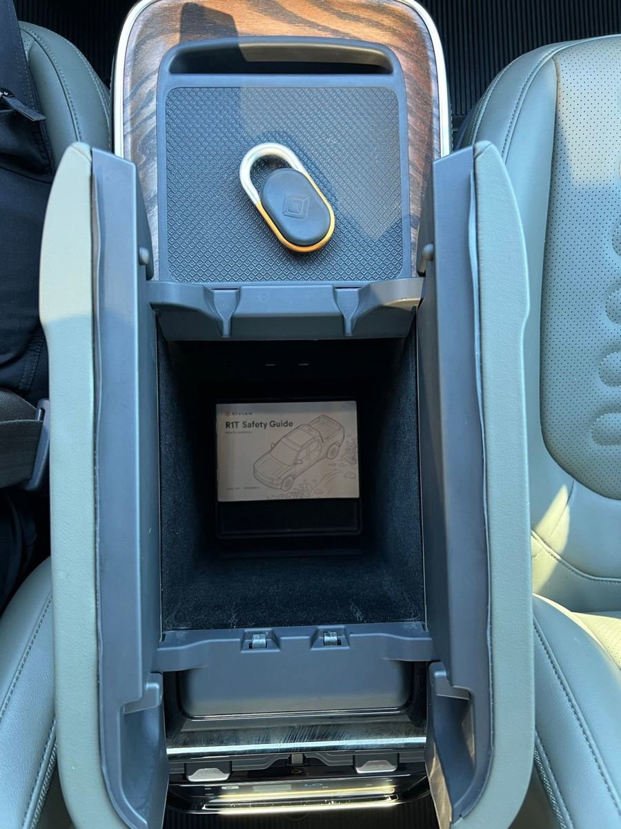 Used 2022 Rivian R1T Launch Edition image 42