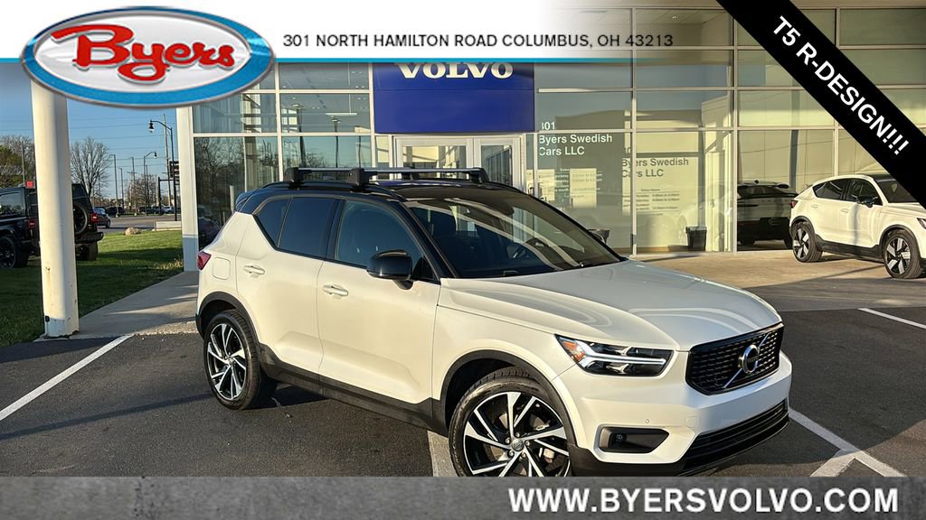 Used 2021 Volvo XC40 T5 R-Design w/ Climate Package image 1