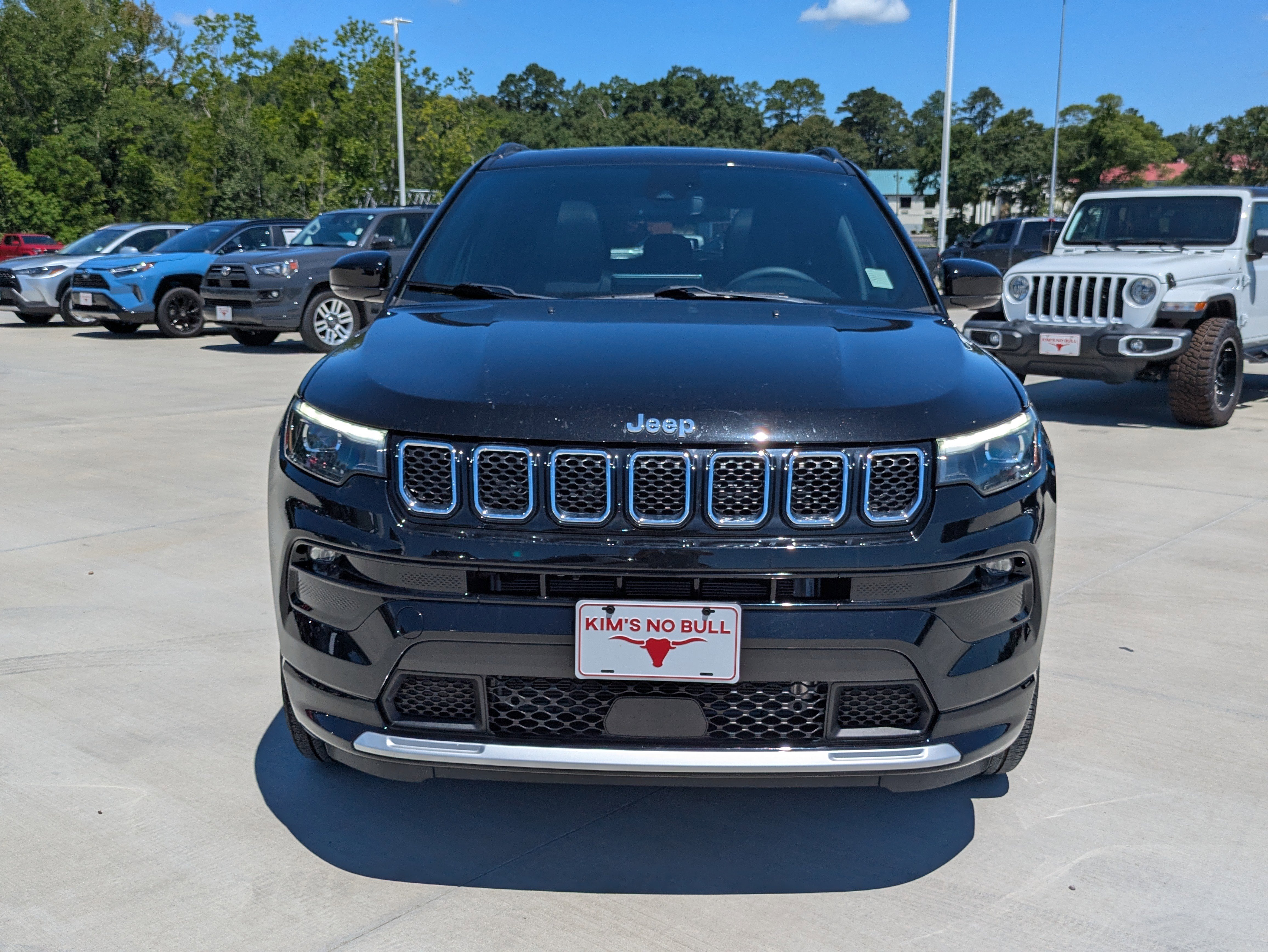 Used 2024 Jeep Compass Limited w/ Elite Group AWD/4WD image 8