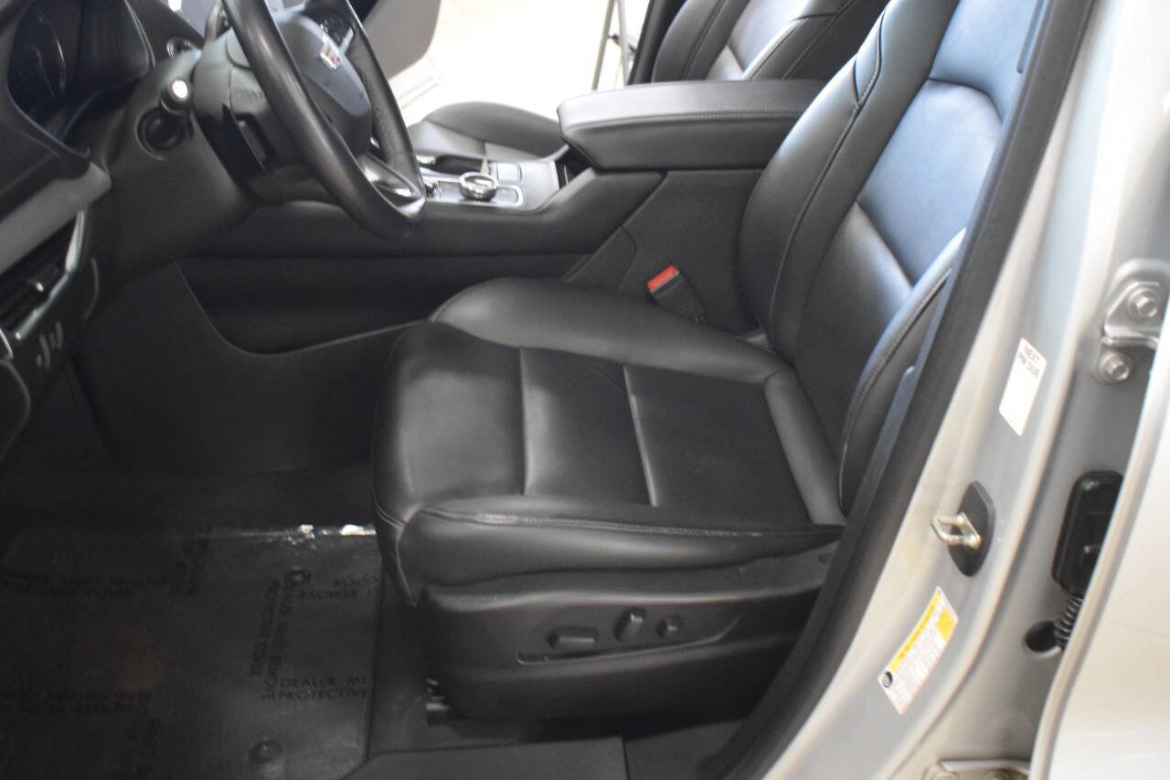 Used 2020 Cadillac XT4 Premium Luxury FWD image 46