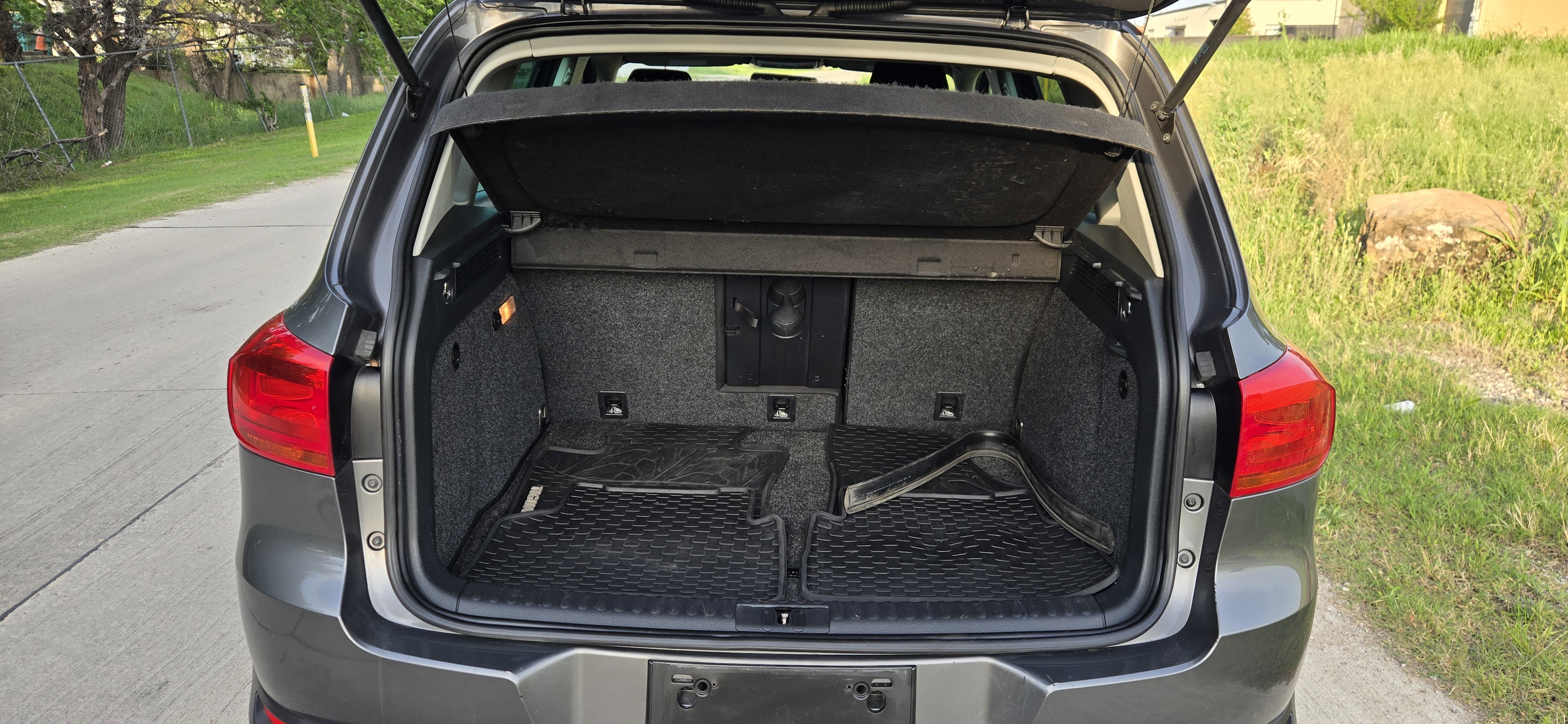 Used 2015 Volkswagen Tiguan S FWD image 20