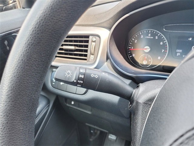 Used 2019 Kia Sorento LX image 13