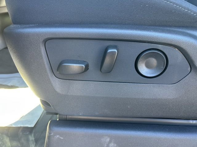 New 2026 Chevrolet Silverado 3500 LT w/ Convenience Package image 16