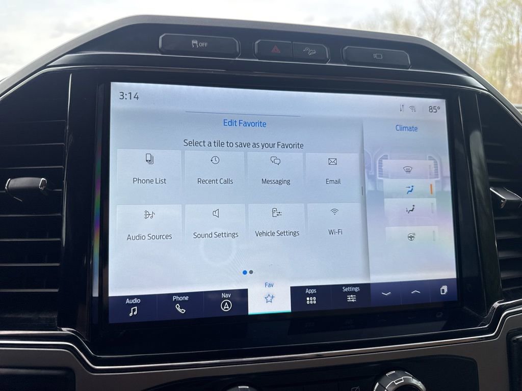 Used 2022 Ford F350 Lariat w/ Chrome Package image 29