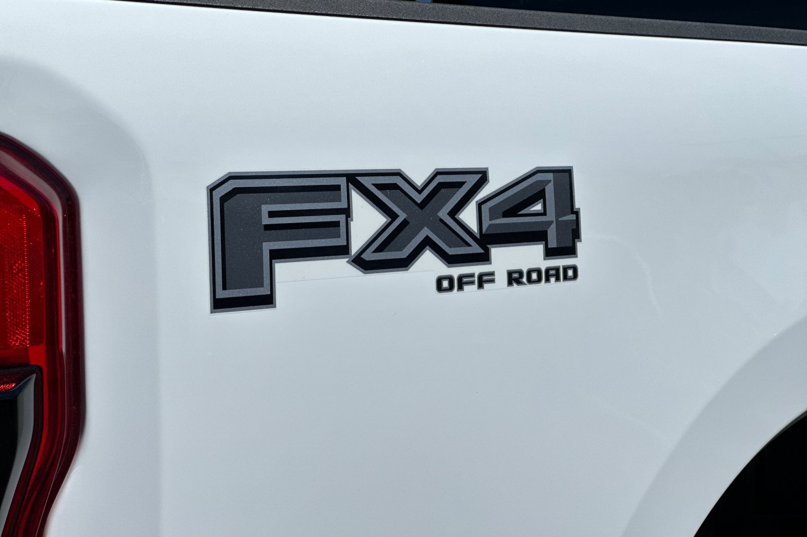 New 2026 Ford F350 XLT w/ XLT Premium Package AWD/4WD image 26