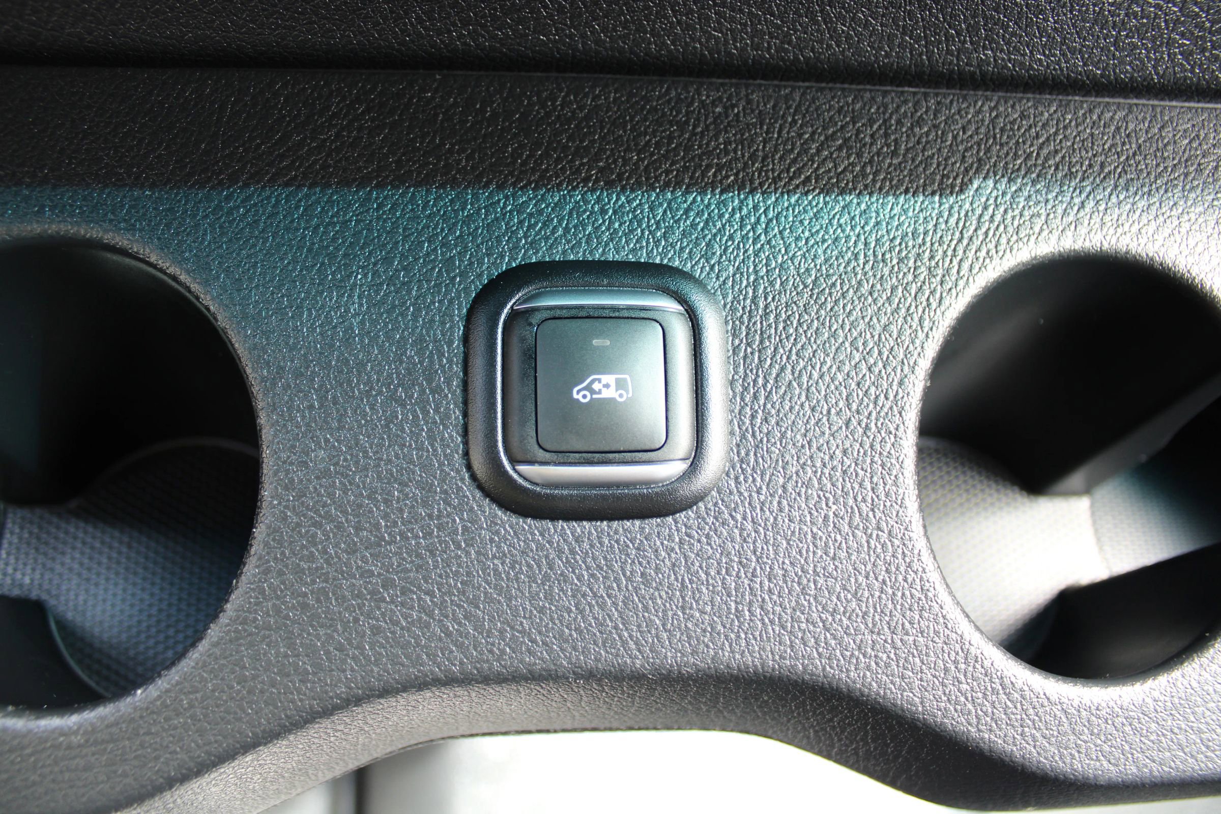 Used 2024 Mercedes-Benz Sprinter 2500 image 39