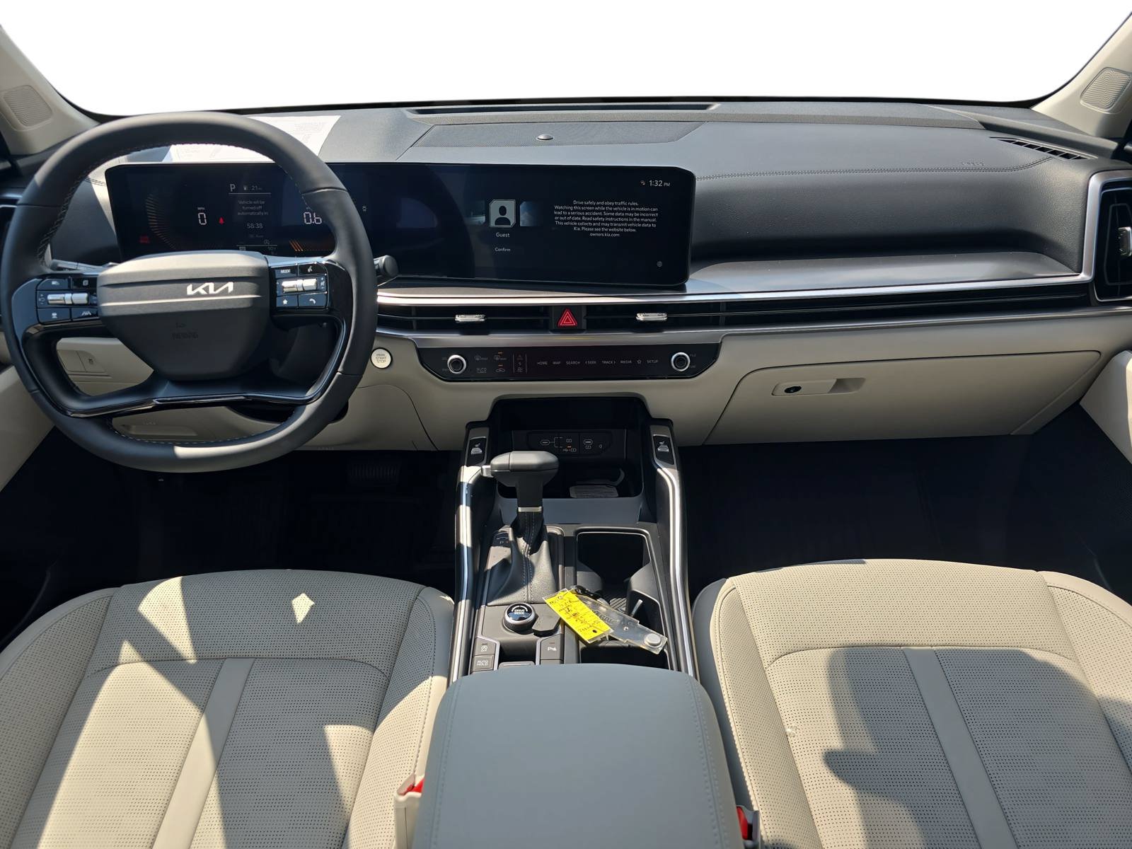 New 2026 Kia Sorento S w/ S Panoramic Sunroof Package FWD image 9