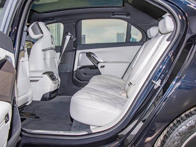 Used 2026 BMW 740i xDrive w/ Executive Package image 22